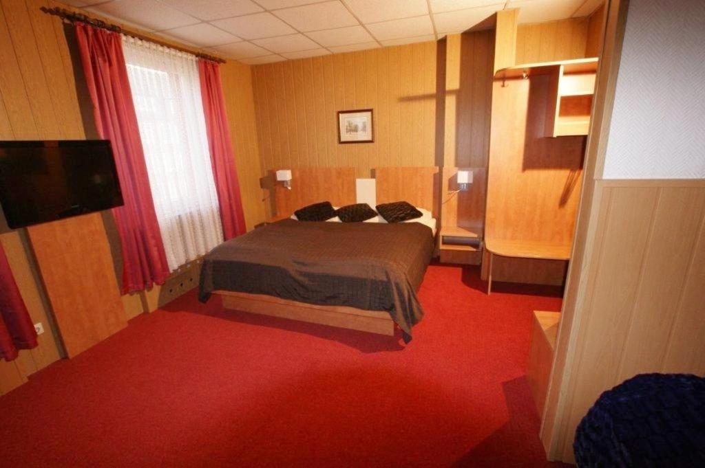 Hotel Elbinger Platz Bremerhaven Rum bild